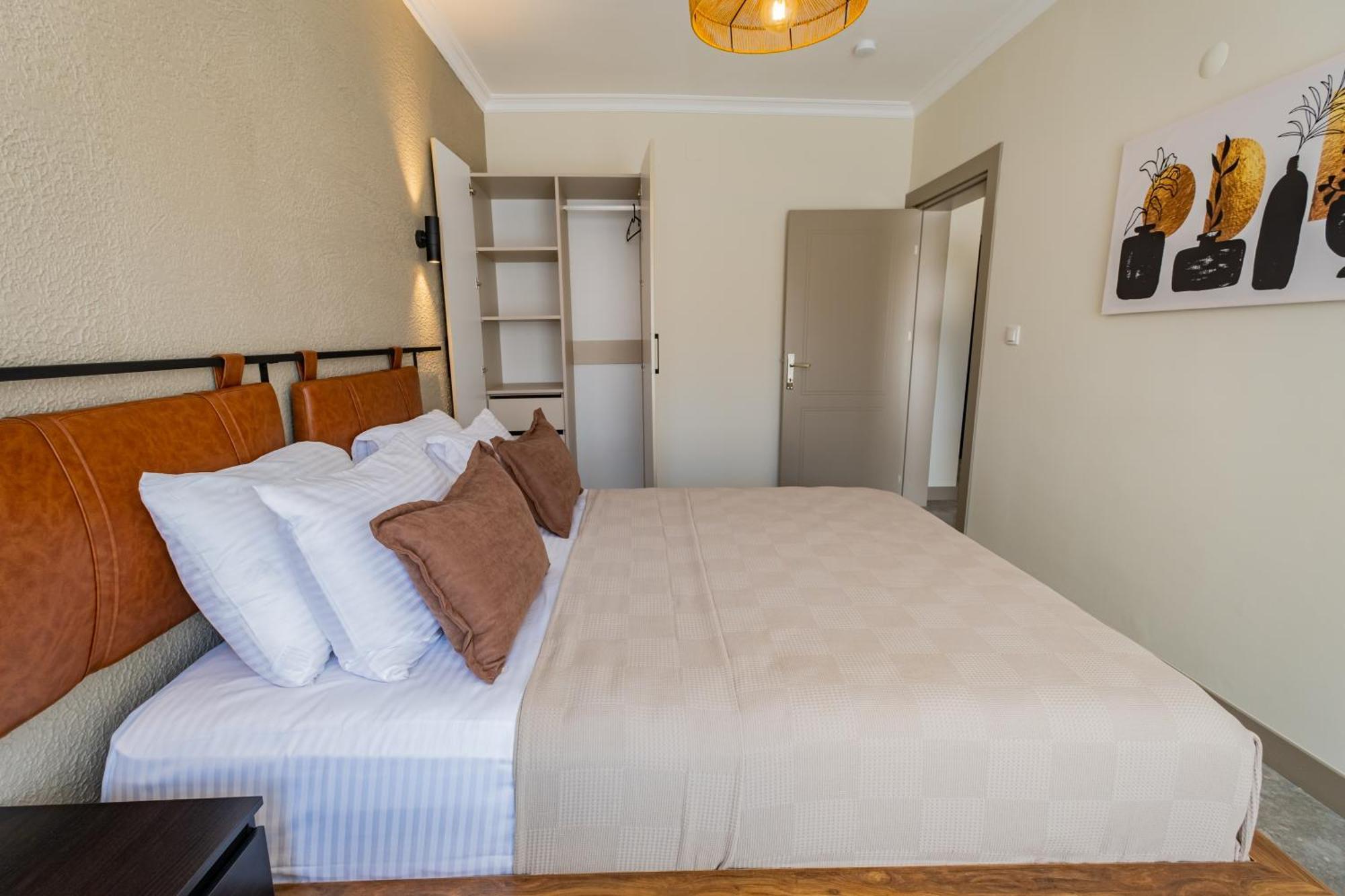 Bd Suites Фоча Экстерьер фото