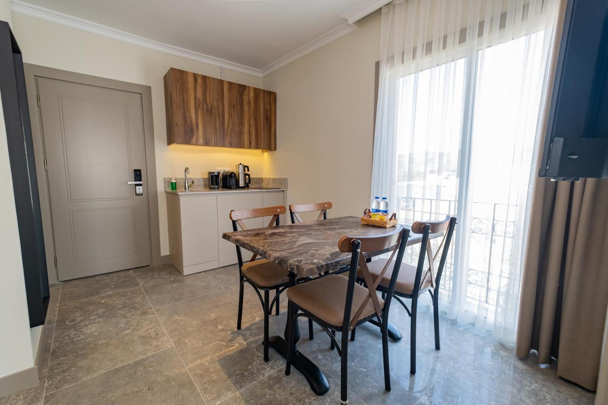 Bd Suites Фоча Экстерьер фото