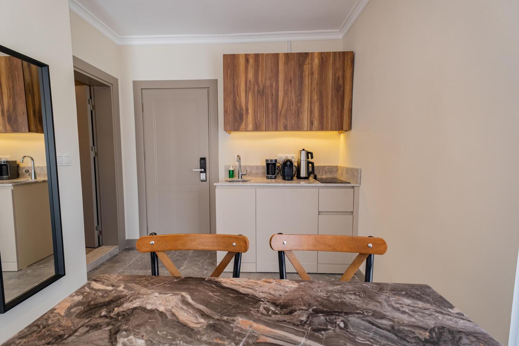 Bd Suites Фоча Экстерьер фото