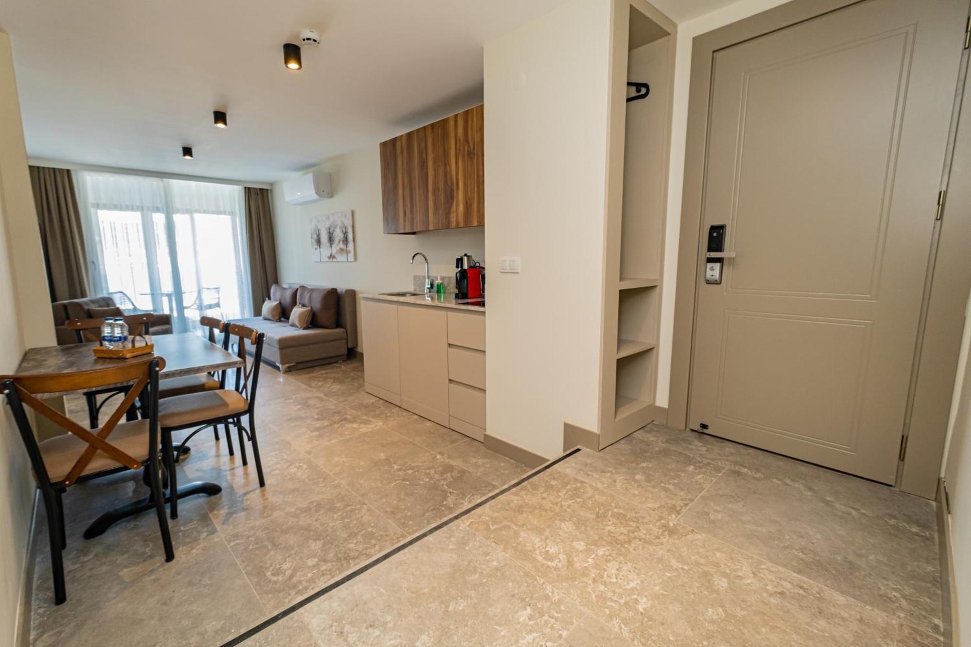 Bd Suites Фоча Экстерьер фото